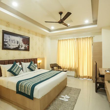 Hotel Green Lotus Luxe Gurgaon Eksteriør bilde