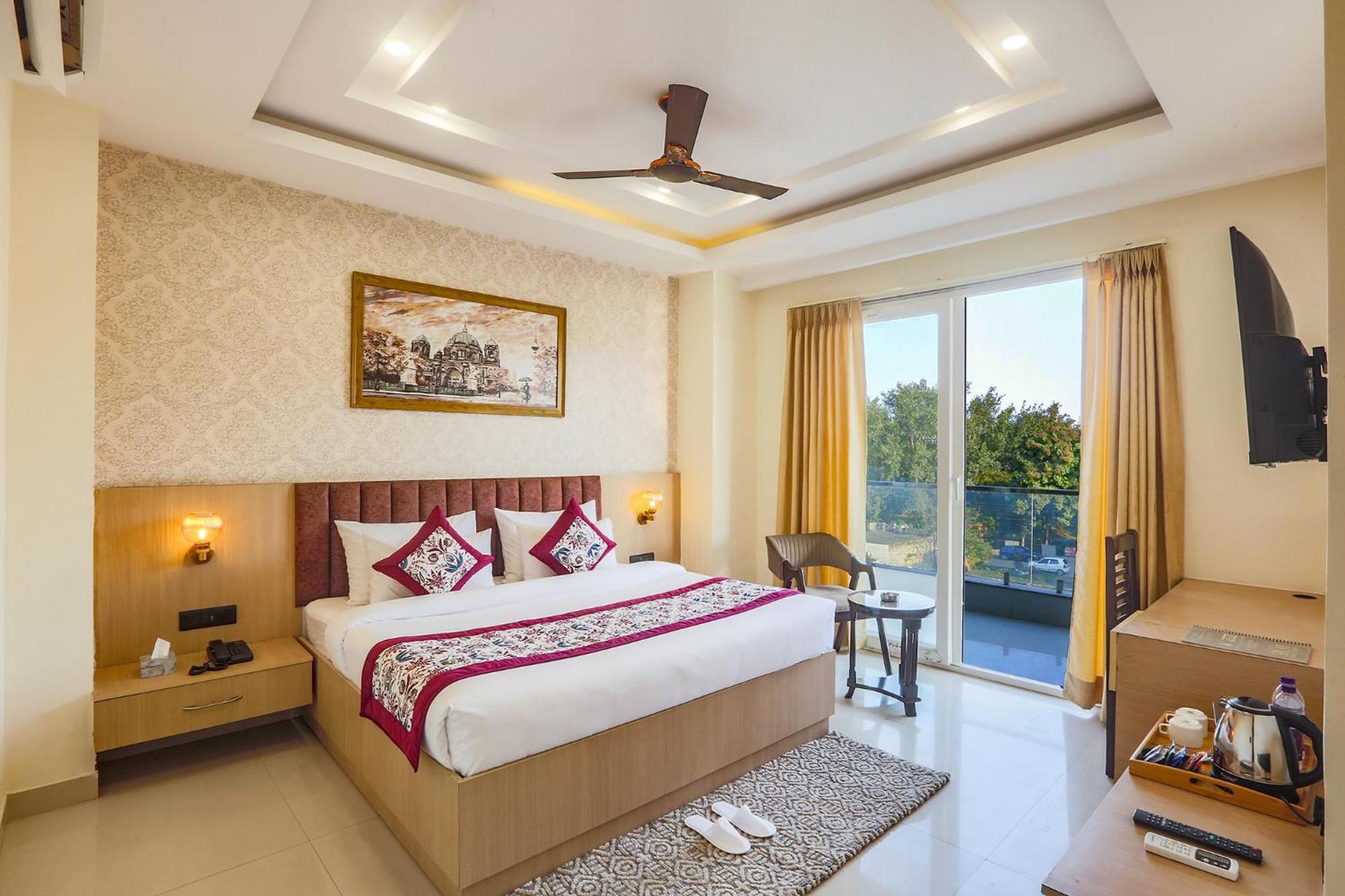 Hotel Green Lotus Luxe Gurgaon Eksteriør bilde